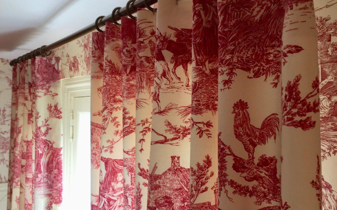 Des rideaux en toile de Jouy