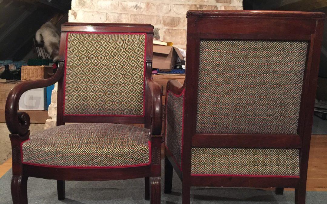 Nouveau look pour un fauteuil Restauration et une bergère Empire