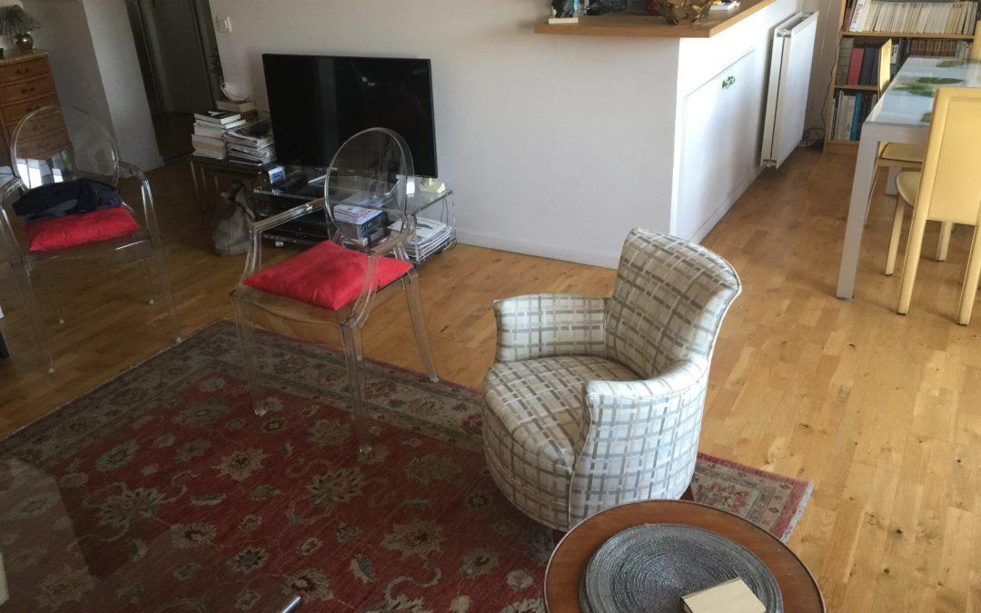 Une petite chauffeuse de Châtillon